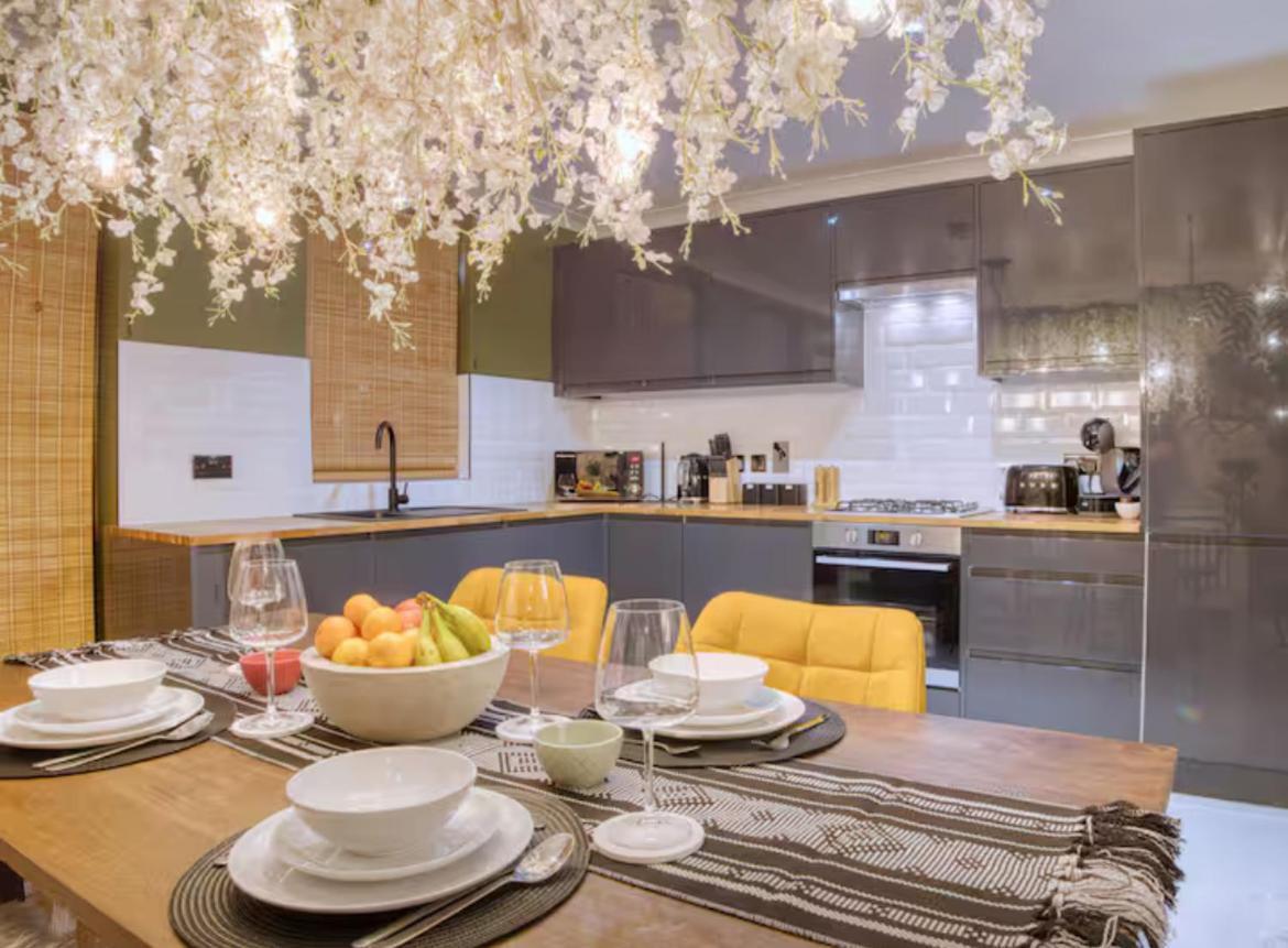 Villa The Zen Den With Hot Tub And Garden Londra Esterno foto