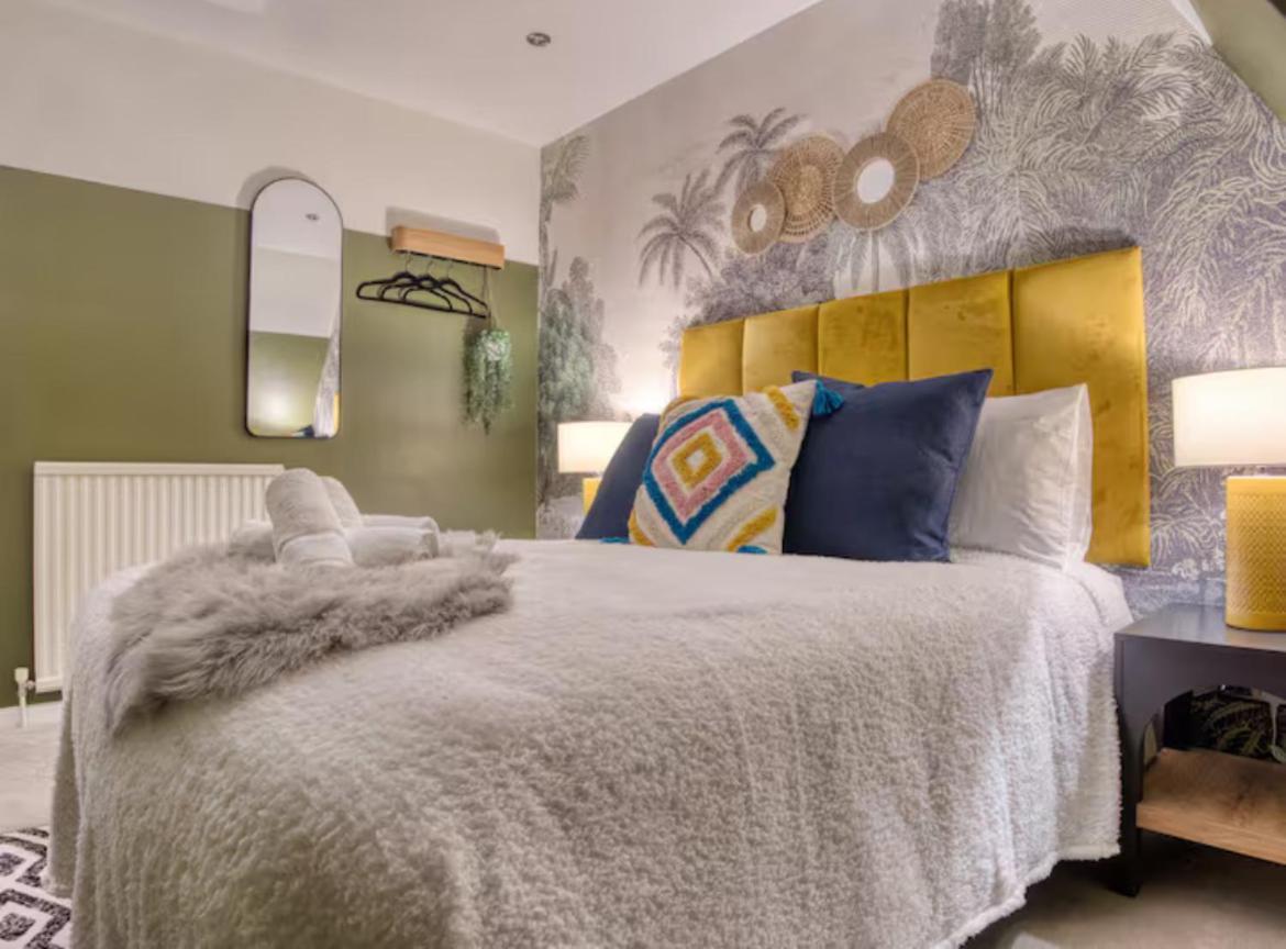 Villa The Zen Den With Hot Tub And Garden Londra Esterno foto